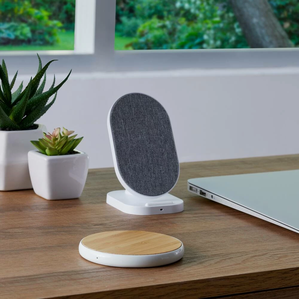 Bluehive Bamboo Wireless Charging Pad, Compatible With All Qi-Enabled Devices - Image 7