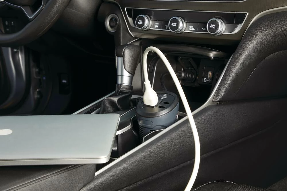 Bluehive 120W Cup Holder Power Inverter - Image 5