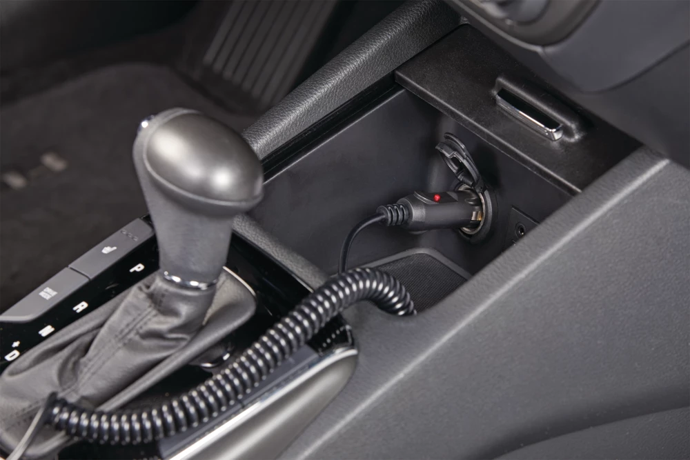 Bluehive 12V Coil Extension Cord, With Cigarette Lighter, 8-ft - Image 6