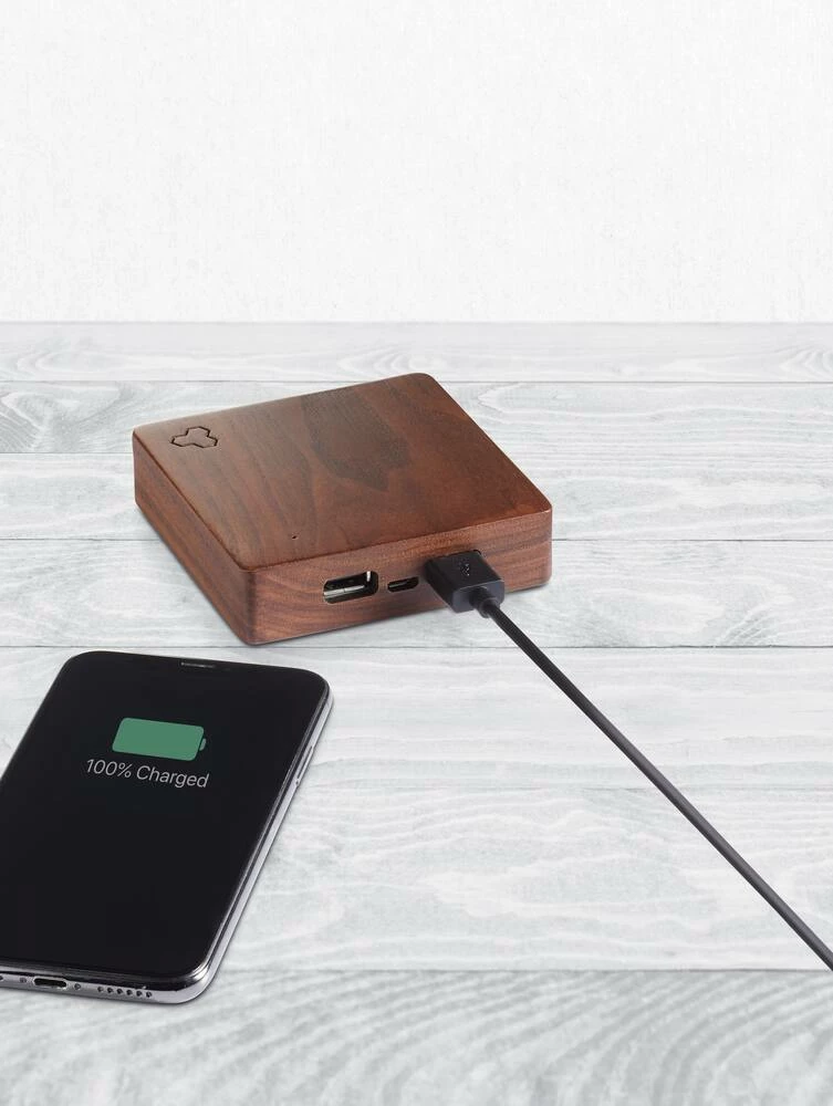 Bluehive 10,000 MAh Wooden Power Bank - Image 8